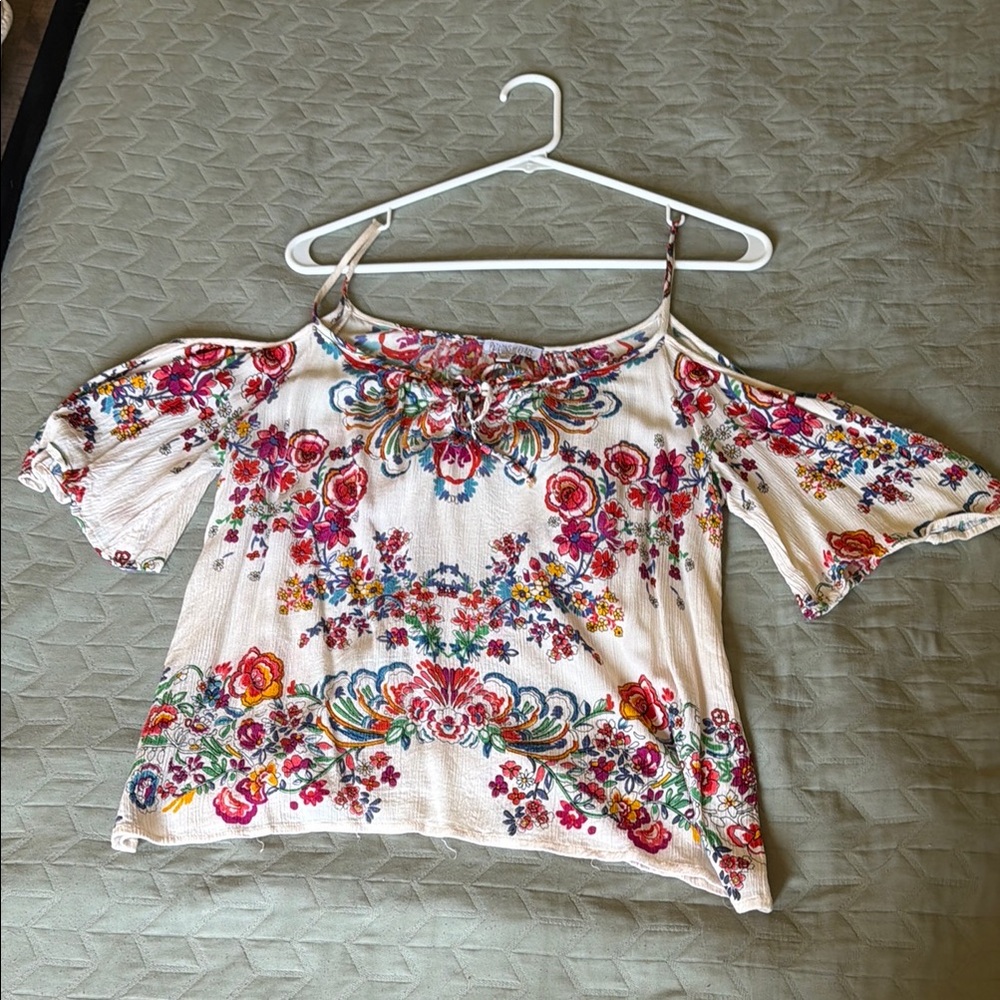 Patrons of Peace Cream Cold-Shoulder Floral Crop Top